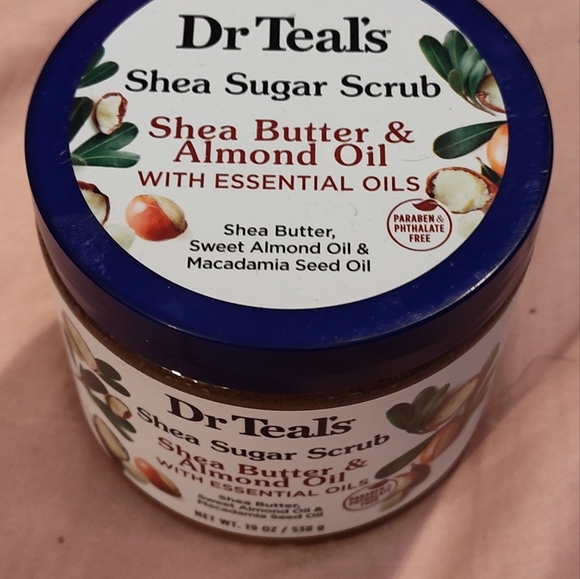 NEW!! Dr Teals Shea Scrub Bundle (3) - Picture 10 of 11